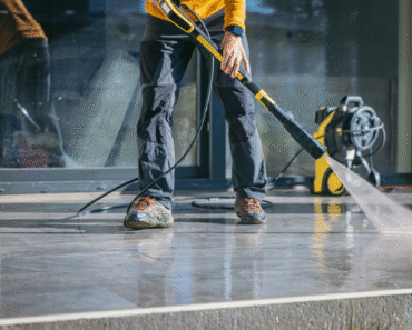 What to Expect During Your First House Washing Service?